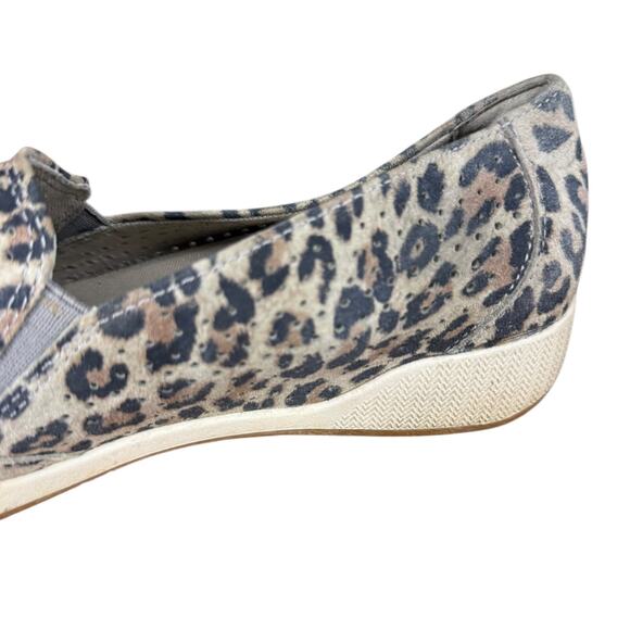 Dansko Odina Leopard Print Leather Suede Perforated Comfort Shoes sz 38 7.5 / 8 - Picture 4 of 16